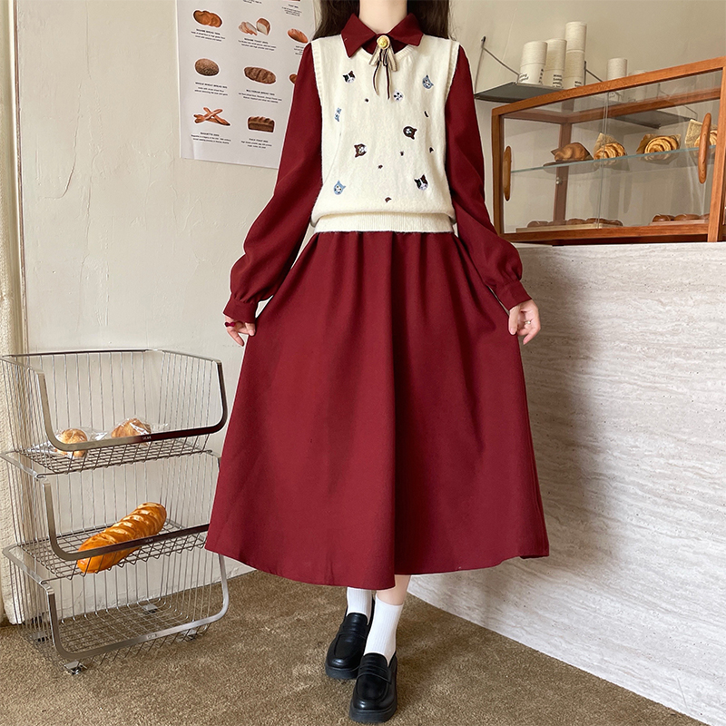 French Style Dress and Cat Embroidery Knit Vest Set - Image 2