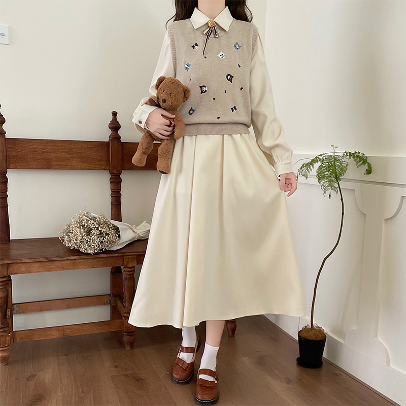 French Style Dress and Cat Embroidery Knit Vest Set - Image 3