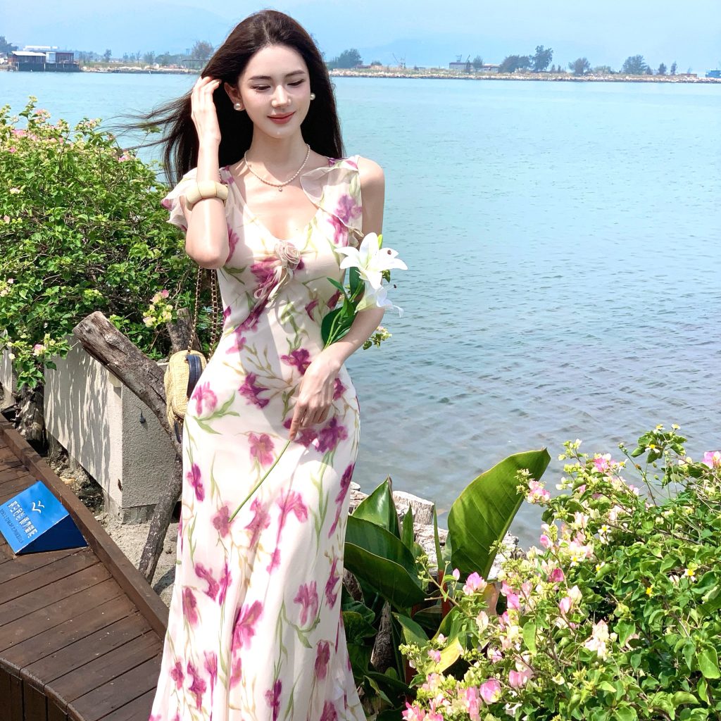 2026 Retro Vacation Print Dress Women Summer V-Neck Waist Cinched Romantic Long Dress